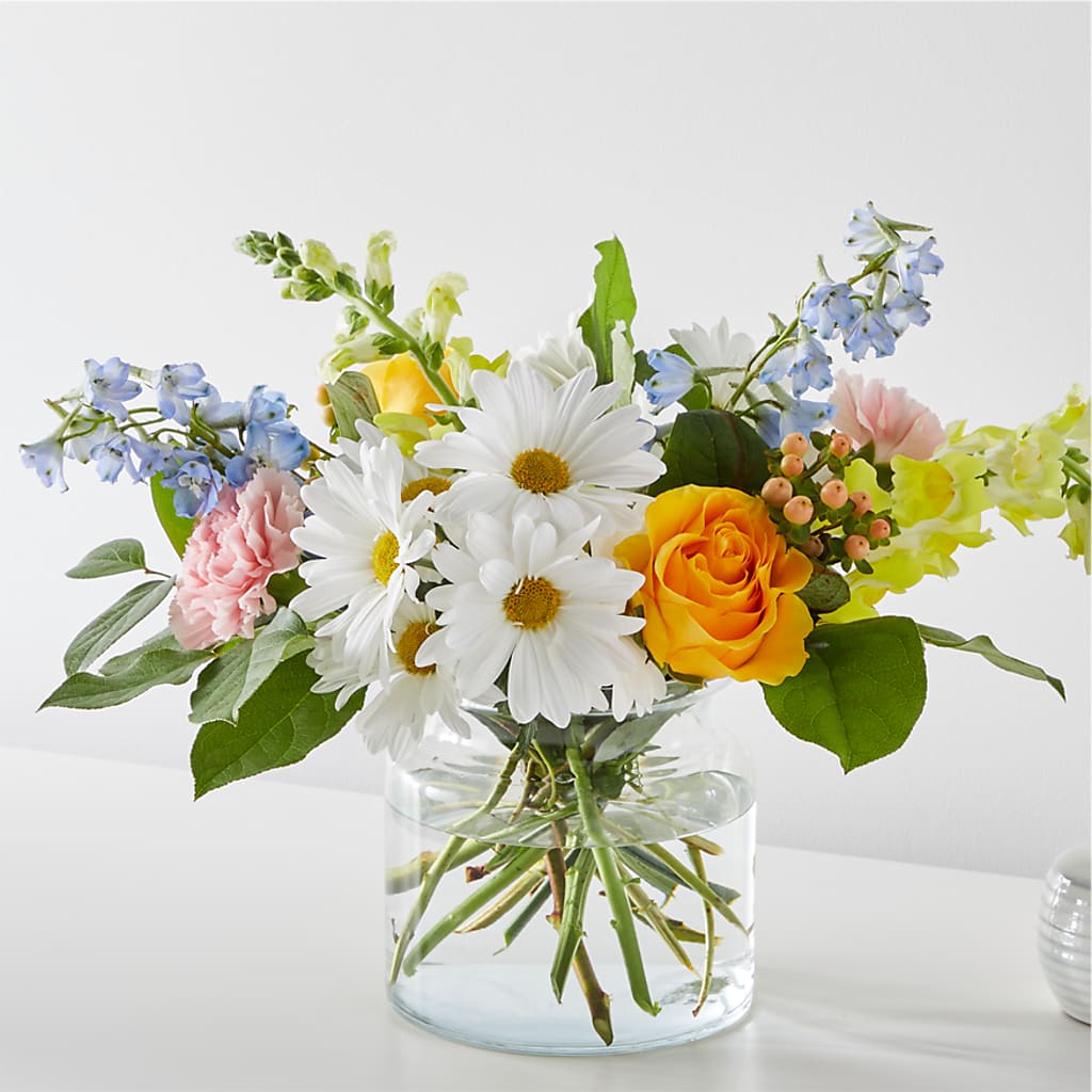 Sun Salutation Bouquet – Downtown Florist And Tea, Doerun GA