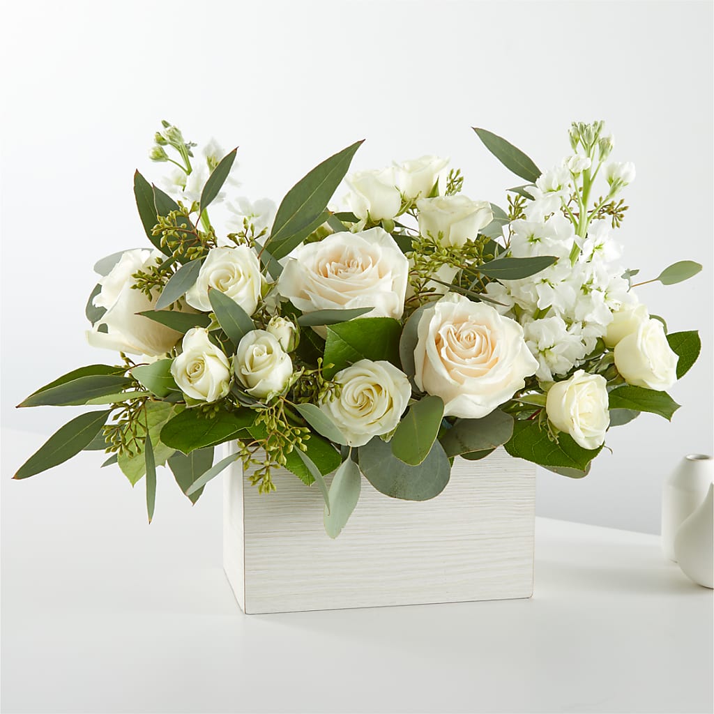 Fresh Linen Box Bouquet – Downtown Florist And Tea, Doerun GA