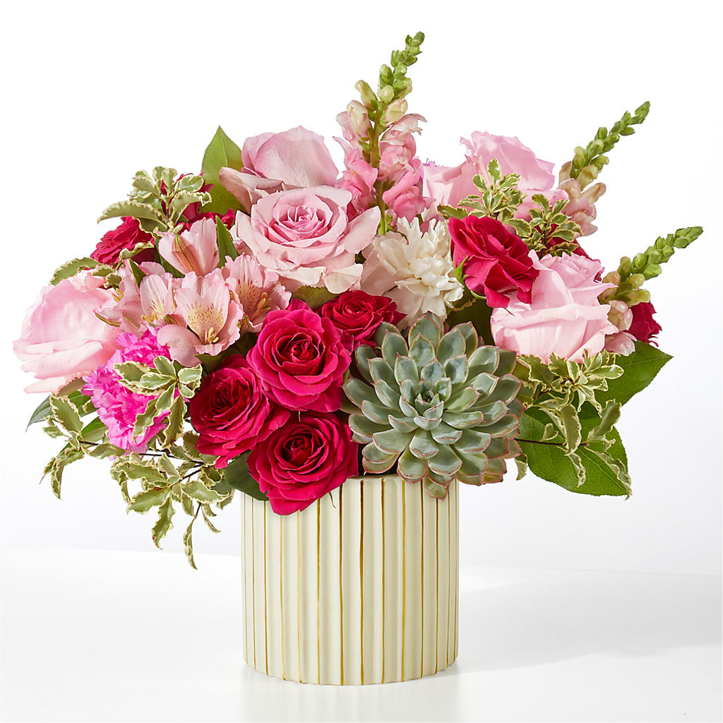 Magenta Musings Bouquet – Downtown Florist And Tea, Doerun GA