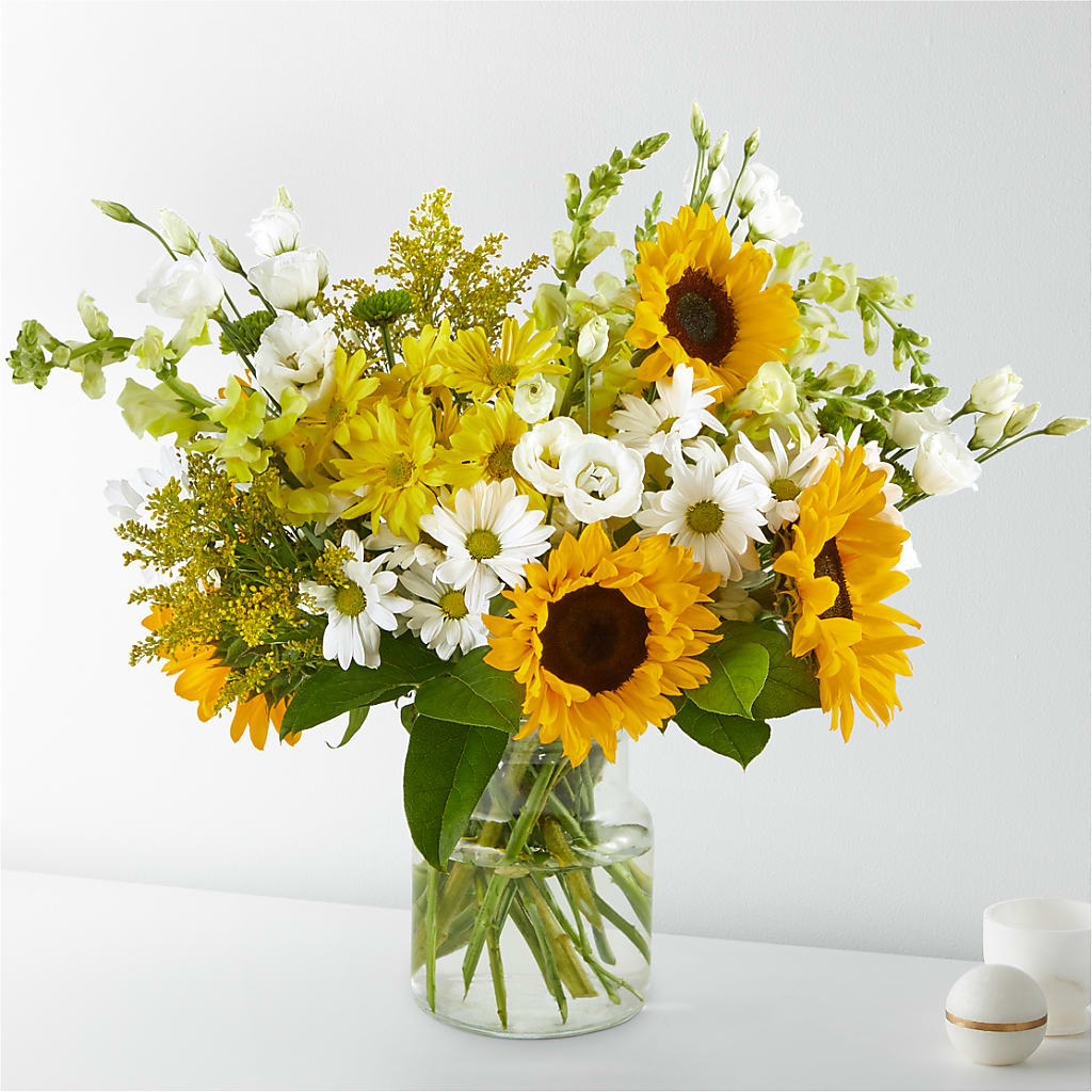 Hello Sunshine Bouquet – Downtown Florist And Tea, Doerun GA