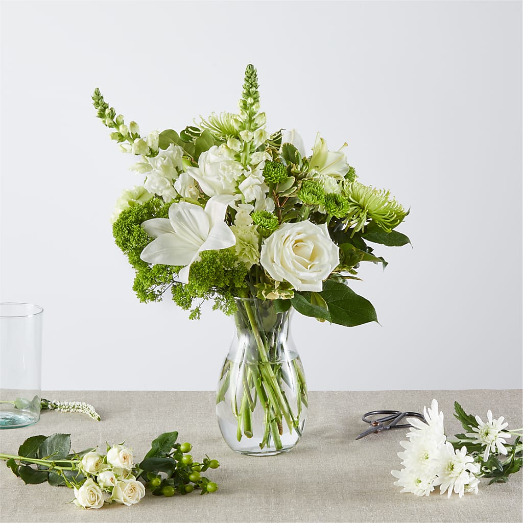 Irish Garden - A Florist Original – Downtown Florist And Tea, Doerun GA