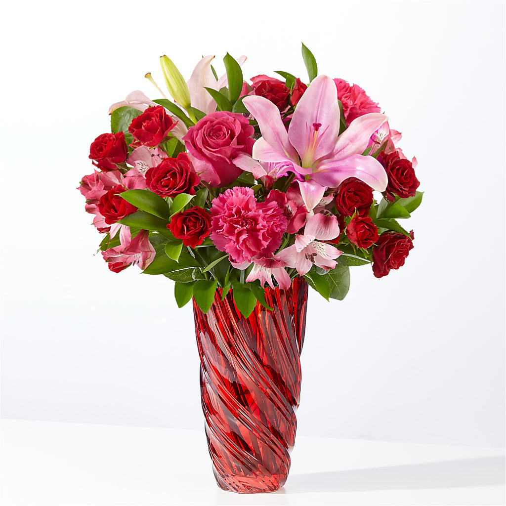 In Love Bouquet with Luxe Swirl Vase – Downtown Florist And Tea, Doerun GA