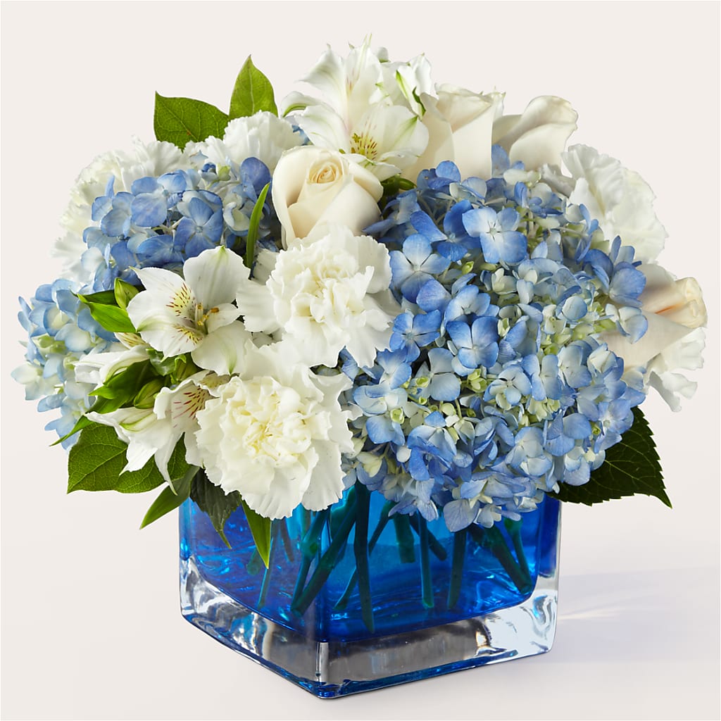 Soothing Waters Bouquet – Downtown Florist And Tea, Doerun GA