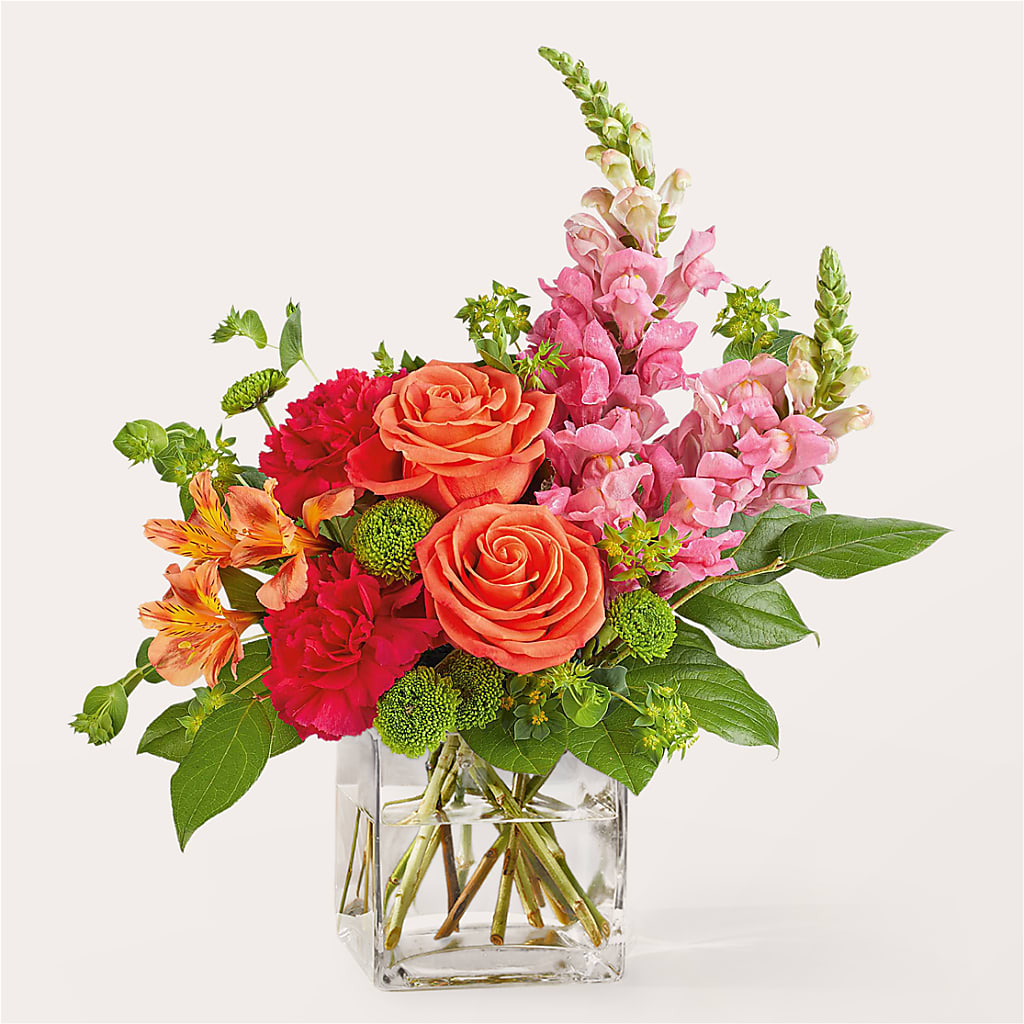 Cosmopolitan Bouquet – Downtown Florist And Tea, Doerun GA