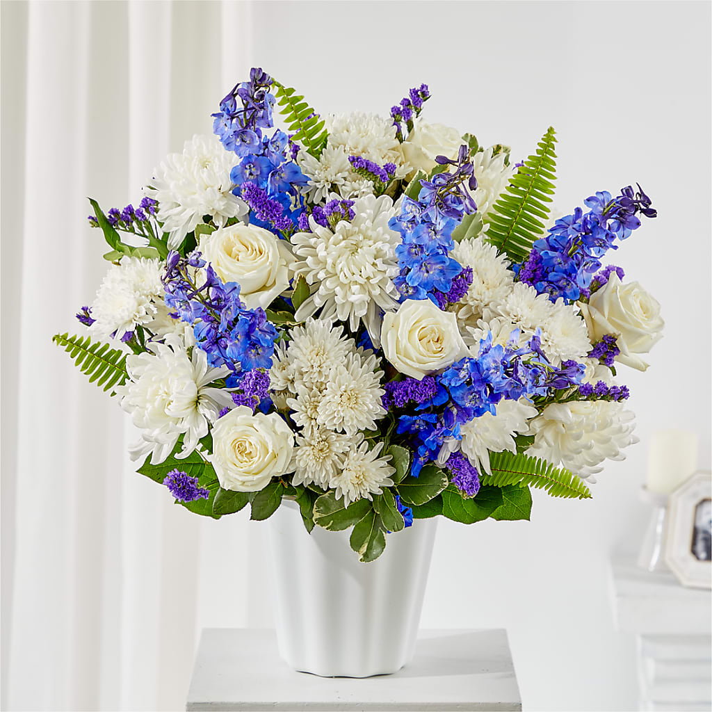 Hold Dear Tabletop Basket – Downtown Florist And Tea, Doerun GA