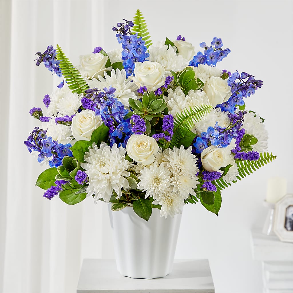 Hold Dear Tabletop Basket – Downtown Florist And Tea, Doerun GA