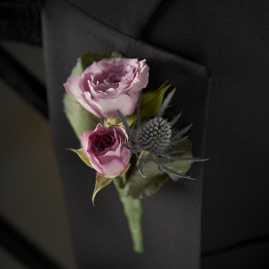 Veronica Boutonniere – Downtown Florist And Tea, Doerun GA