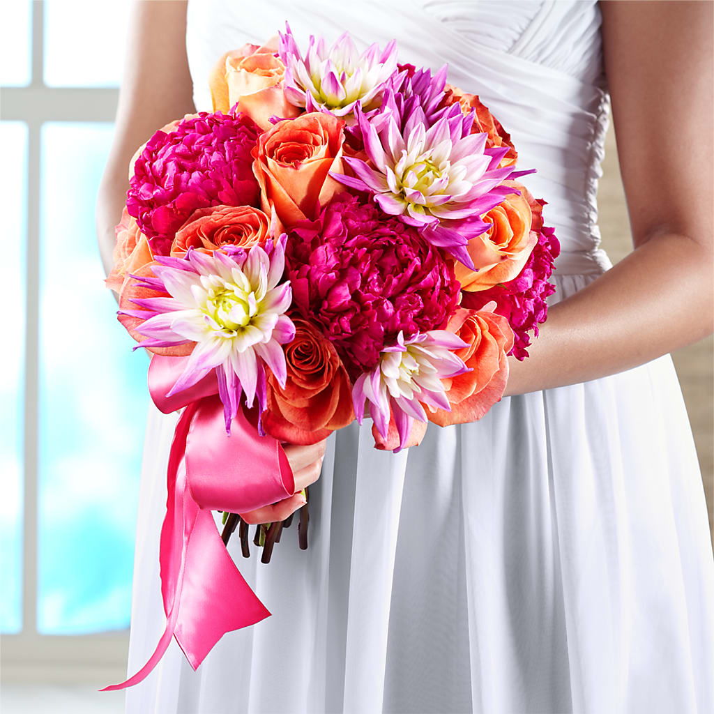 New Love Bouquet – Downtown Florist And Tea, Doerun GA