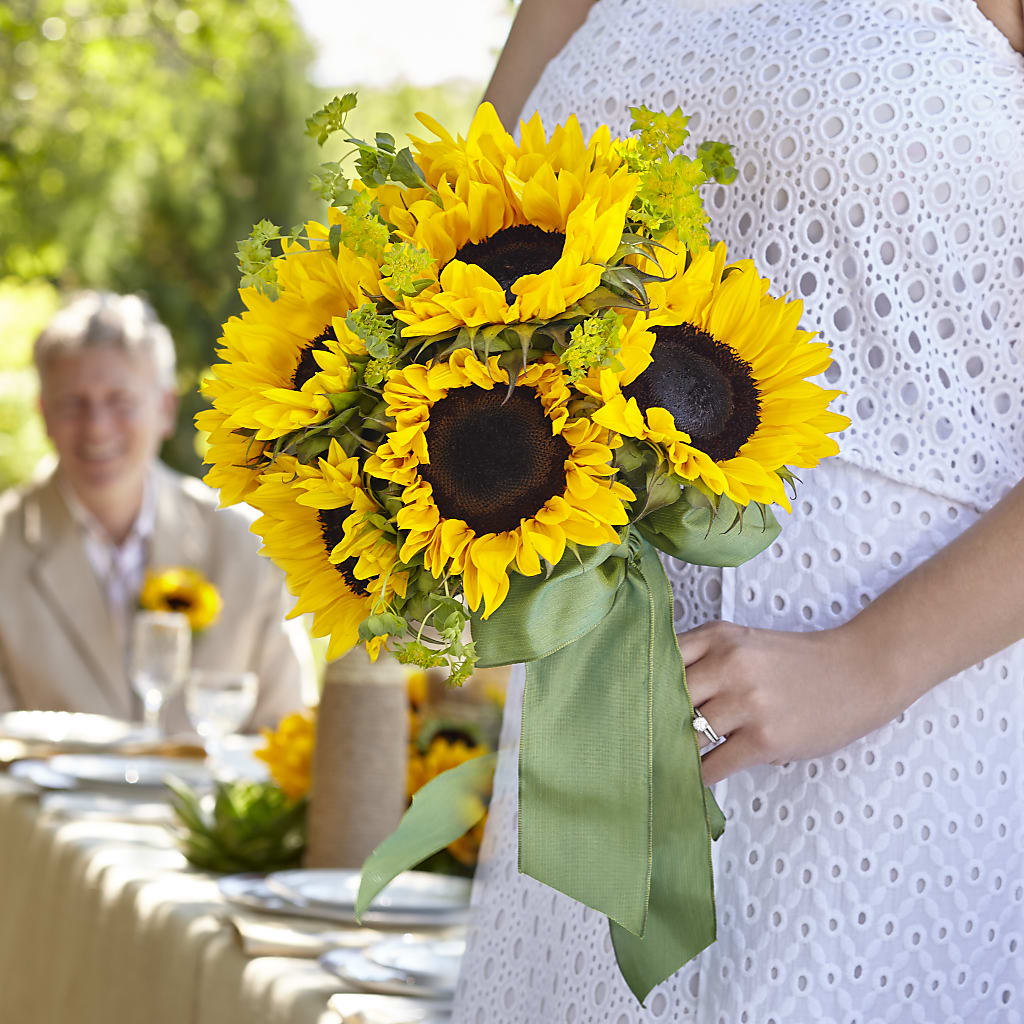 Free Spirit Bouquet – Downtown Florist And Tea, Doerun GA