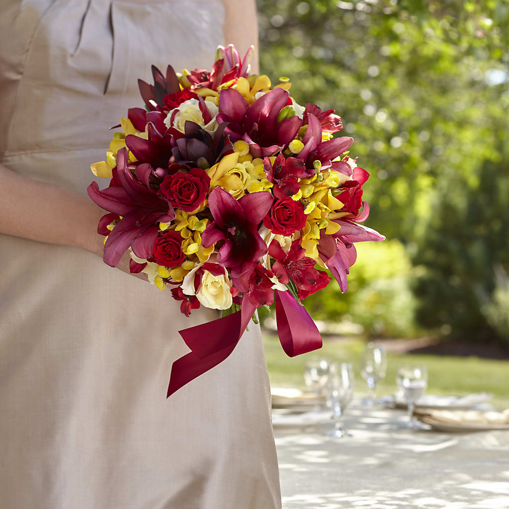 Sunningdale Bouquet – Downtown Florist And Tea, Doerun GA