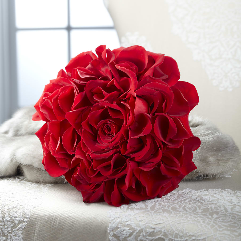 Composite Rose Bouquet – Downtown Florist And Tea, Doerun GA