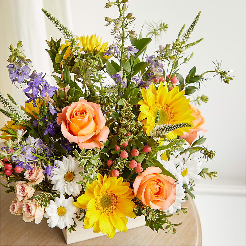 The Good Life Bouquet –  Downtown Florist And Tea, Doerun GA