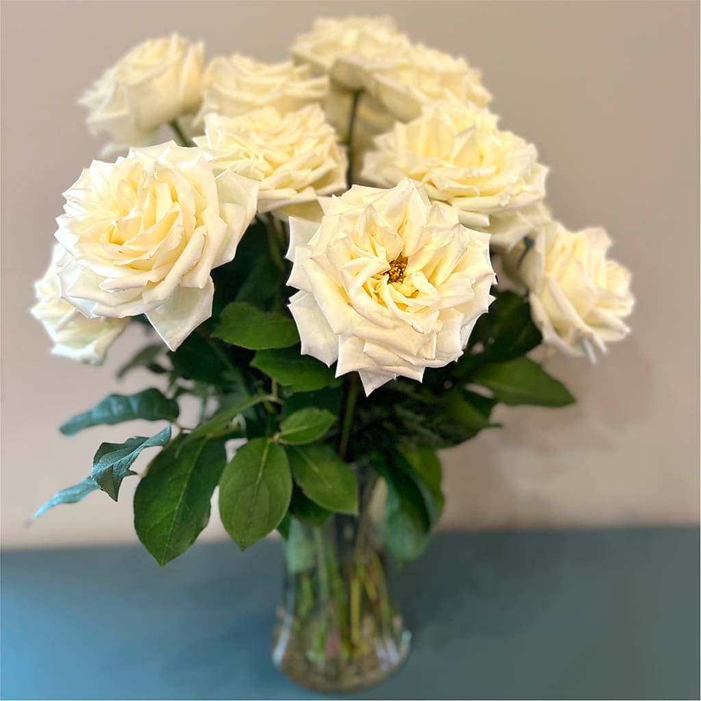 Long Stem Yellow Rose Bouquet –  Downtown Florist And Tea, Doerun GA