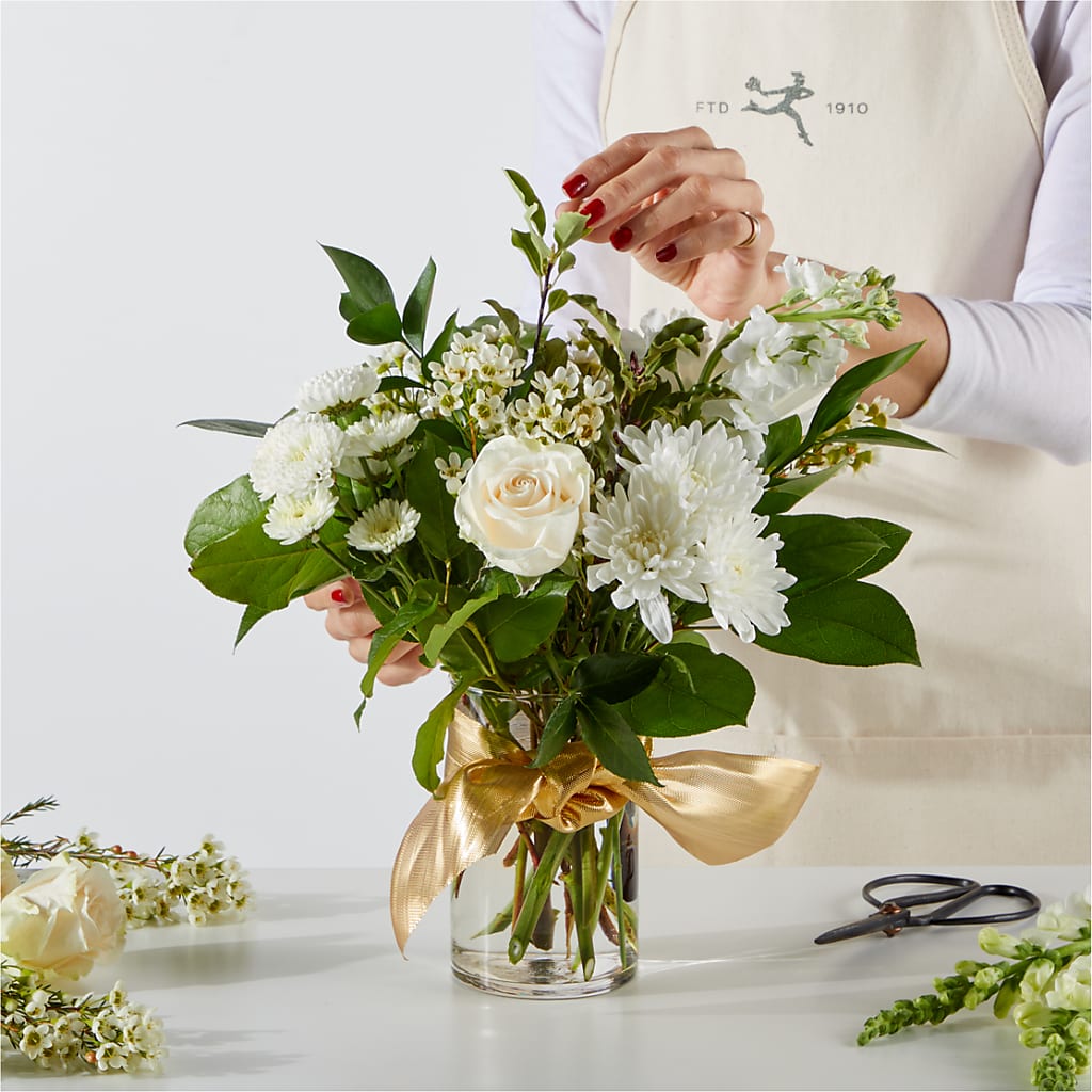 New Beginnings – A Florist Original –  Downtown Florist And Tea, Doerun GA