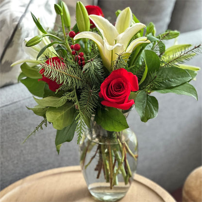 Sparkling Snowflakes Bouquet –  Downtown Florist And Tea, Doerun GA