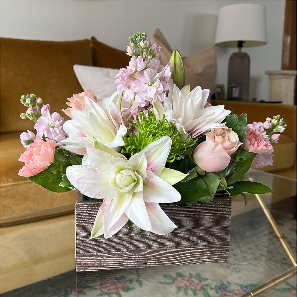 Beautiful Spirit Basket –  Downtown Florist And Tea, Doerun GA