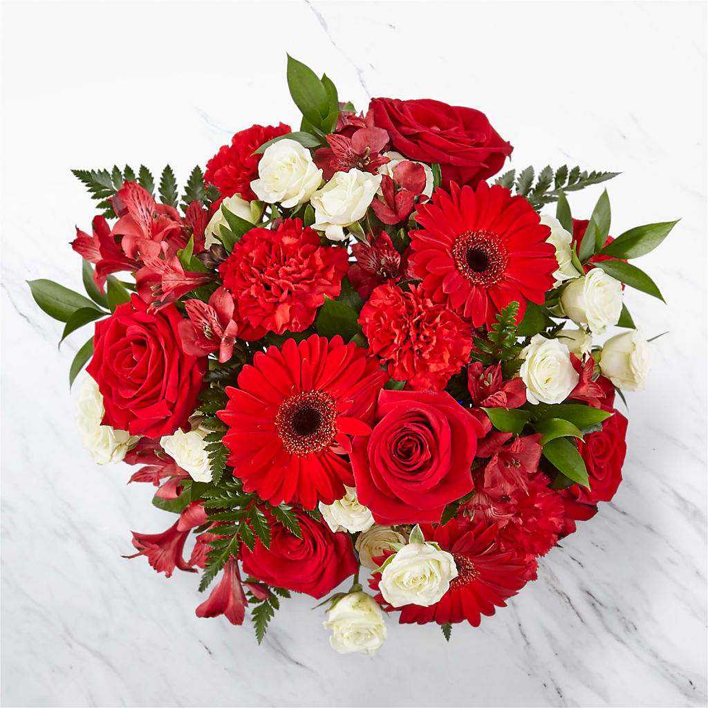 Hearts Embrace Bouquet –  Downtown Florist And Tea, Doerun GA