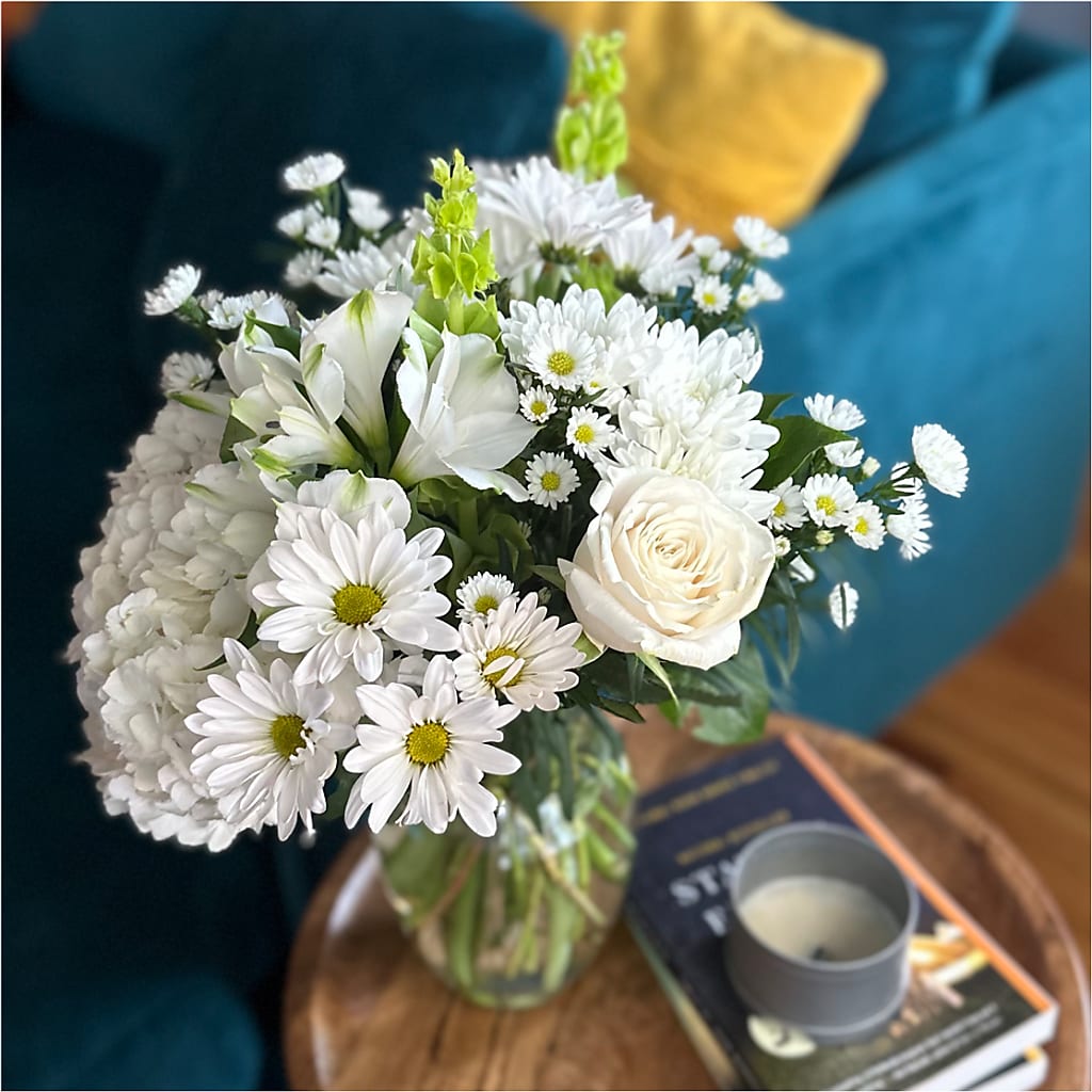 Classic Ivory – A Florist Original –  Downtown Florist And Tea, Doerun GA