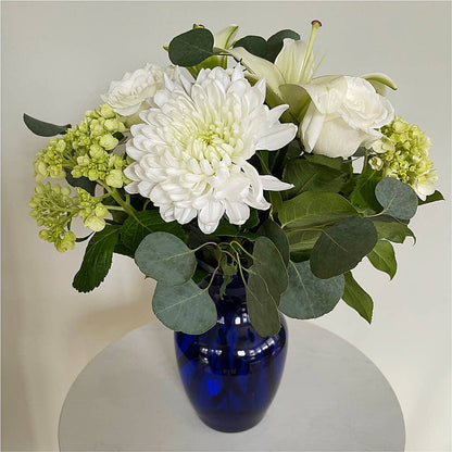 Snowy Dreams Bouquet –  Downtown Florist And Tea, Doerun GA