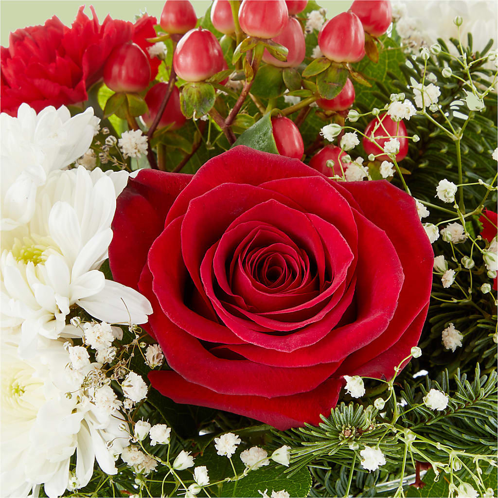 Chance of Flurries Bouquet –  Downtown Florist And Tea, Doerun GA