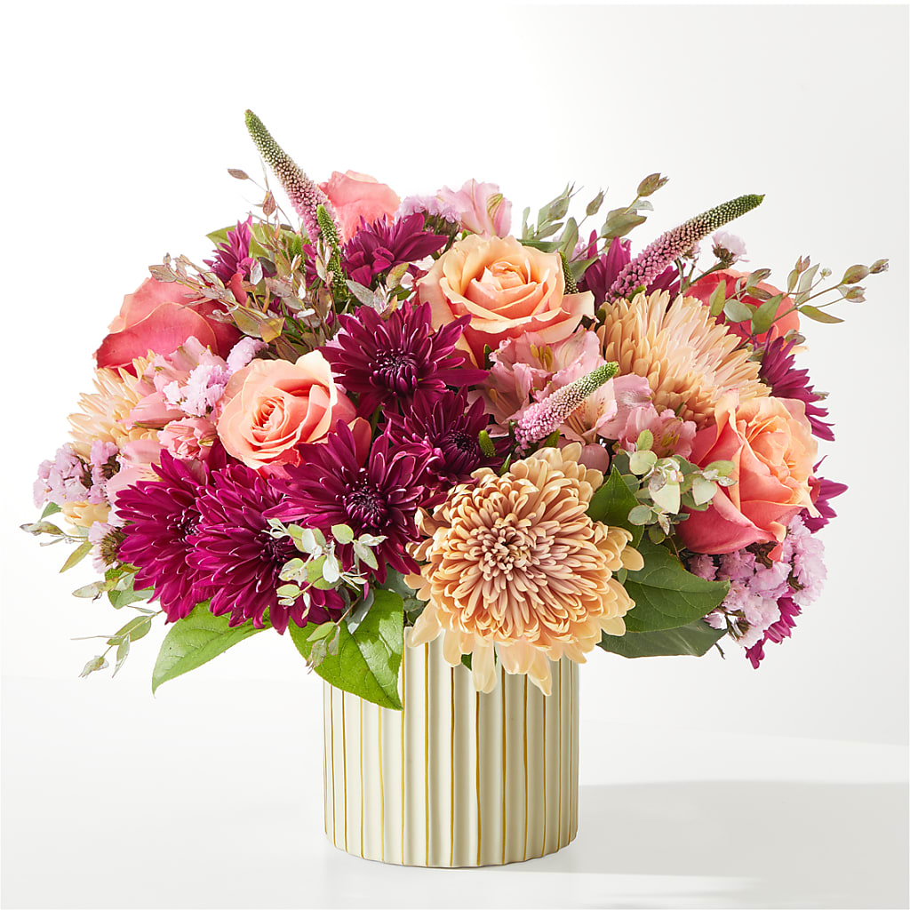 Berry Cobbler Bouquet with Ivory Vase –  Downtown Florist And Tea, Doerun GA