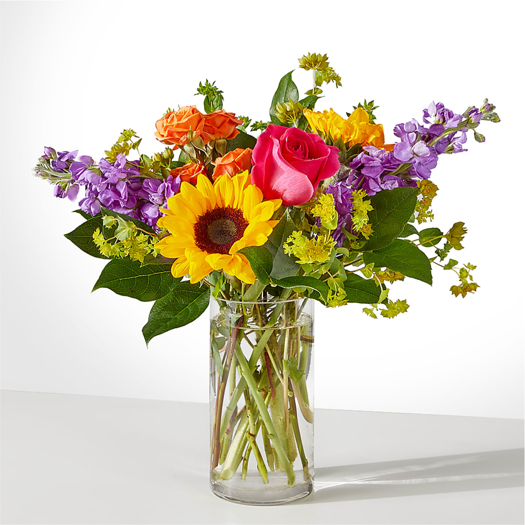 Vibrant Greetings Bouquet –  Downtown Florist And Tea, Doerun GA