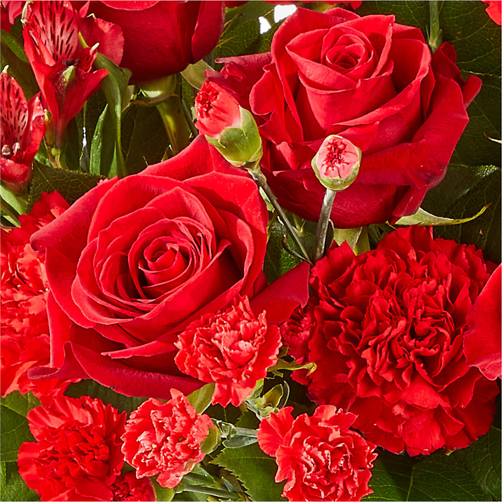 The Heartstrings Bouquet –  Downtown Florist And Tea, Doerun GA