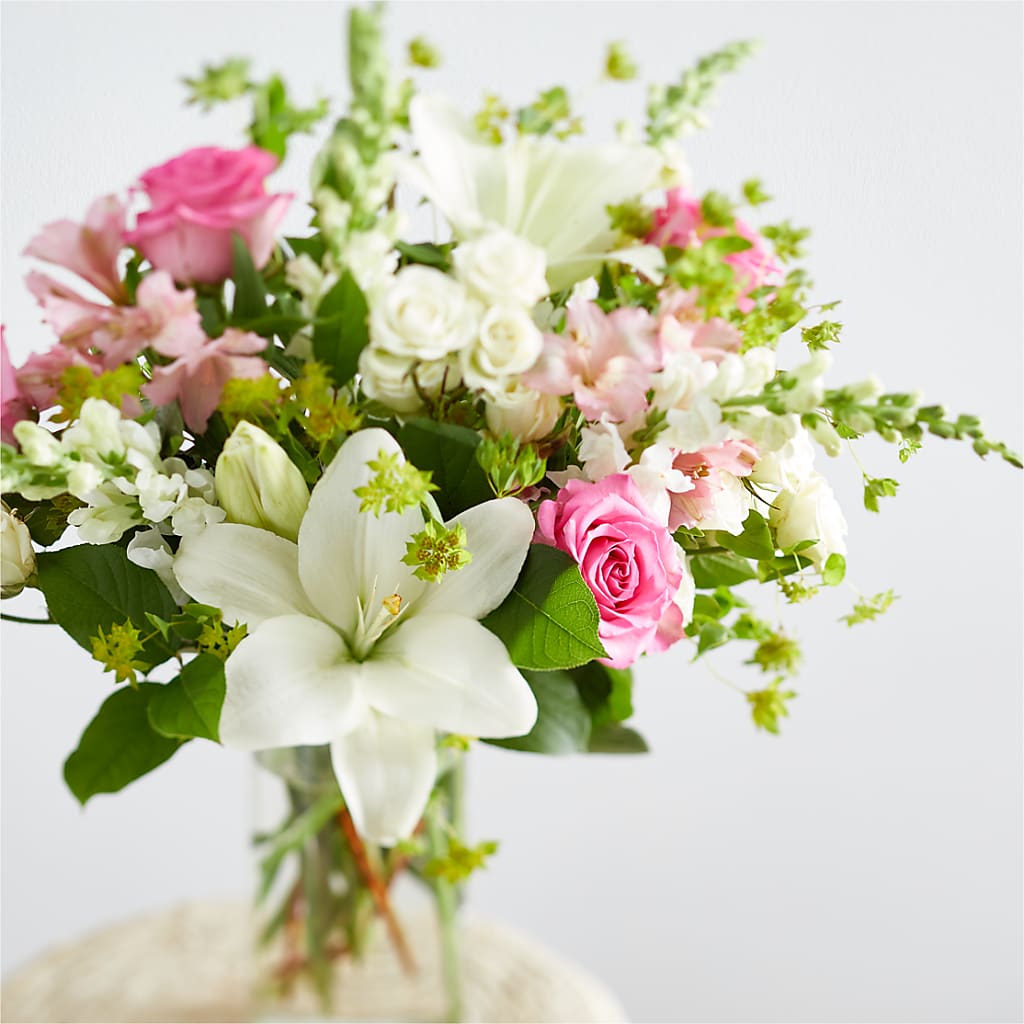 Fondly Bouquet –  Downtown Florist And Tea, Doerun GA