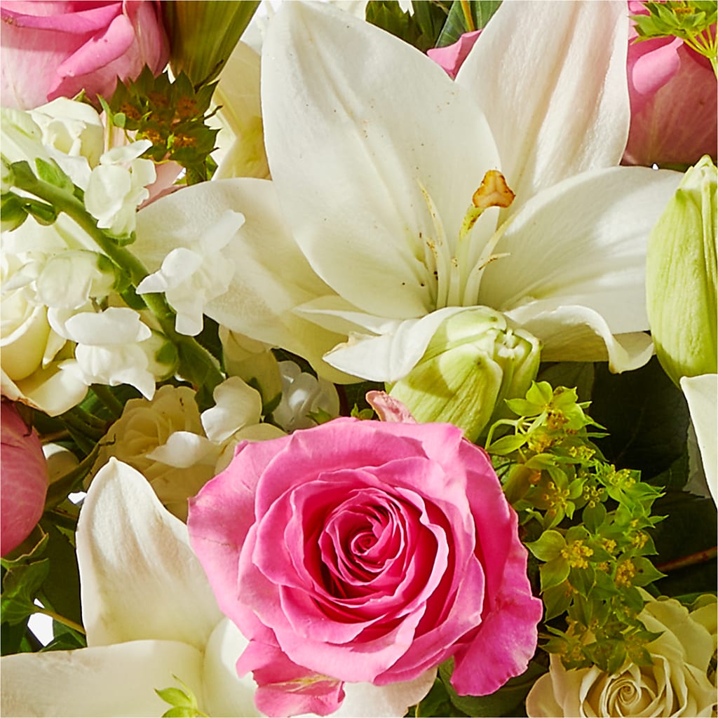 Fondly Bouquet –  Downtown Florist And Tea, Doerun GA